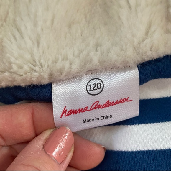 Hanna Andersson Faux Fur Vest - Picture 5 of 6